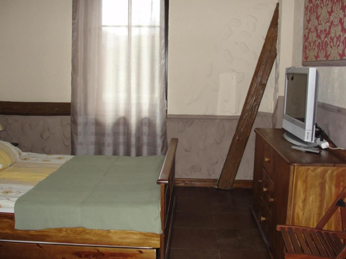 Отели типа «постель и завтрак» Pokoje i domki Saraceńska Chata Стегна-29